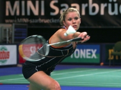 Carola Bott great badminton shot!