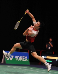 Kenichi Tago during badminton play.
